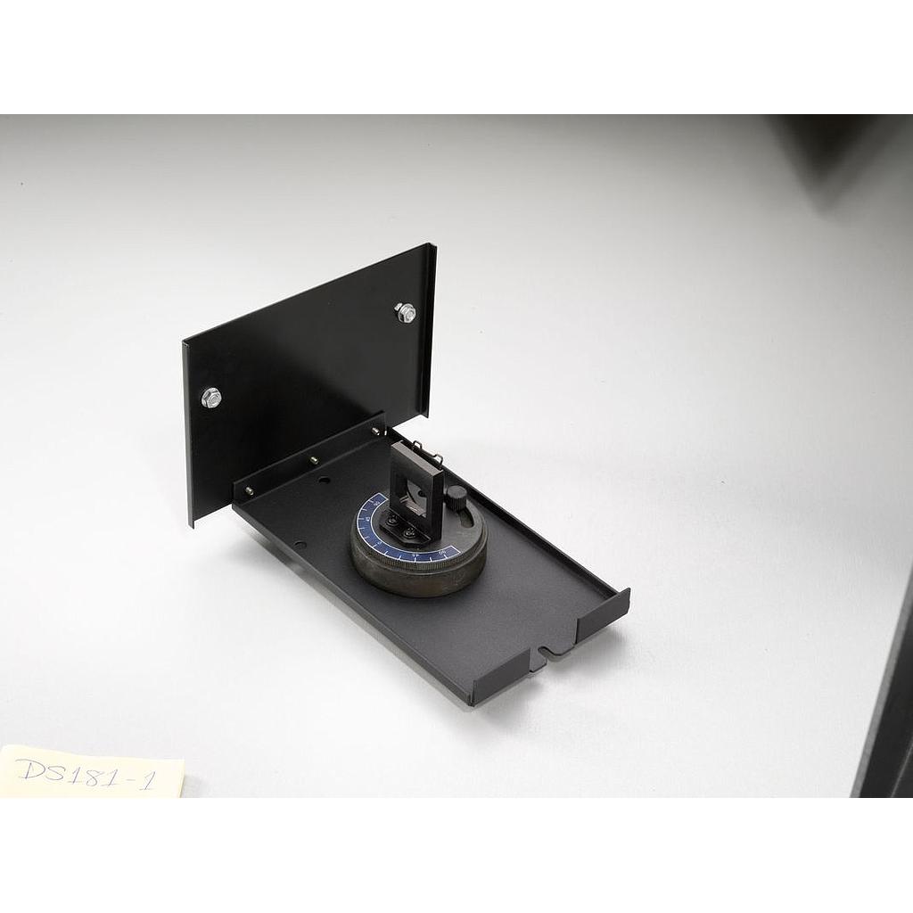 Adjustable Angle Solid Sample Holder - DAC-1